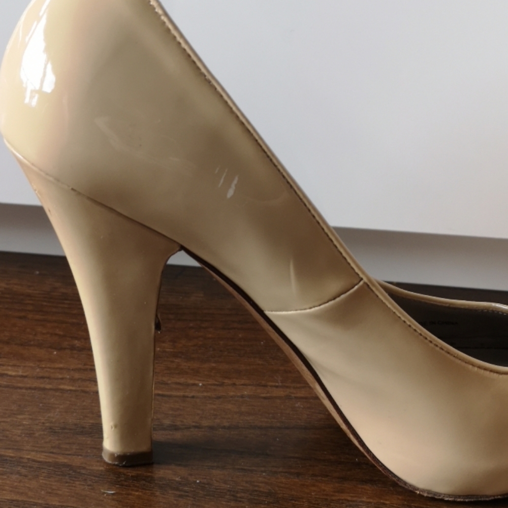 Marc By Marc Jacobs Patent Heels size 40 - Picture 9 of 11